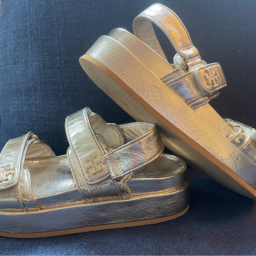 Tory Burch light gold sandals. Size 7. Excellent condition. - Picture 5 of 5
